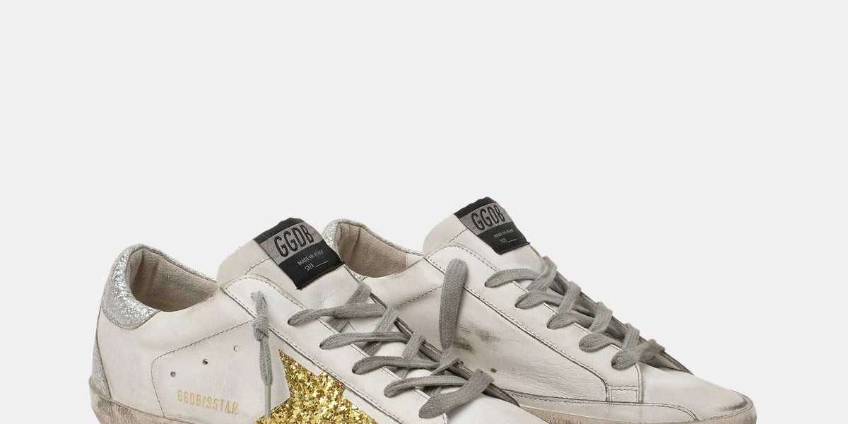 Golden Goose Sneakers Sale by Oscar De La Renta