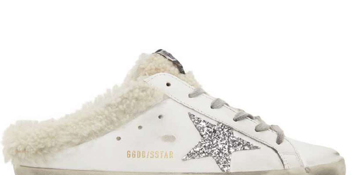 Golden Goose Sneakers padded tongue
