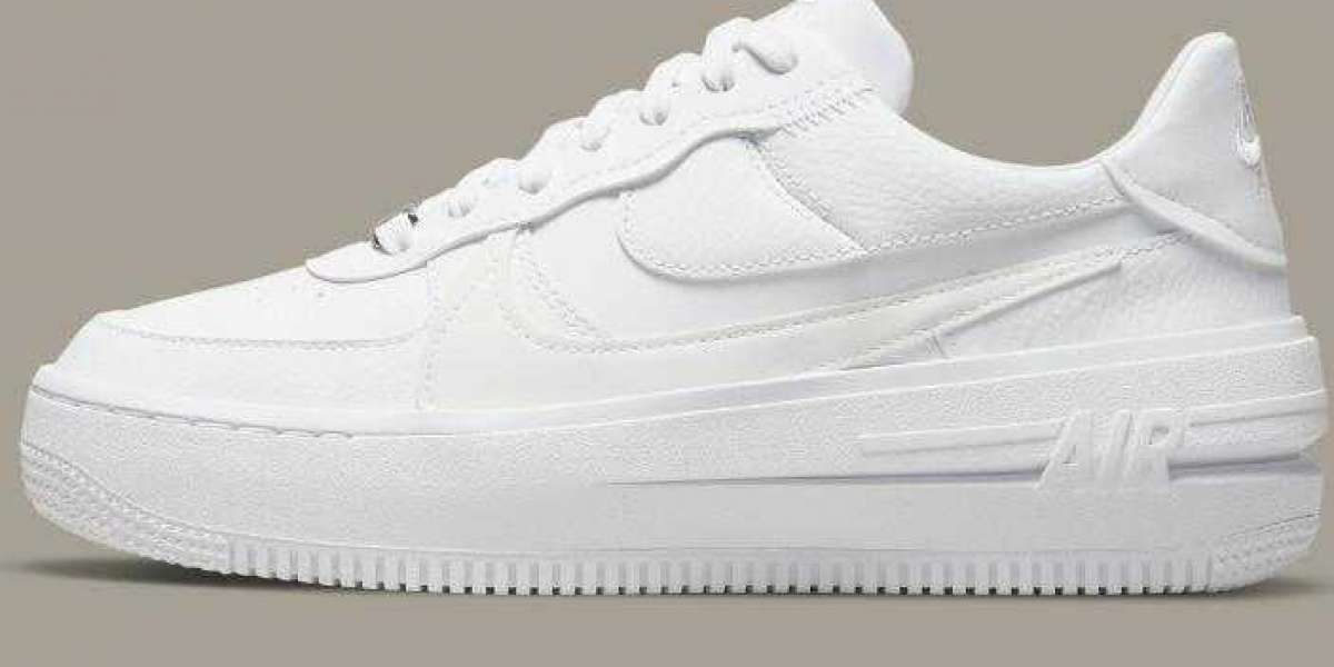 Women’s Nike Air Force PLT.AF.ORM with New Heights