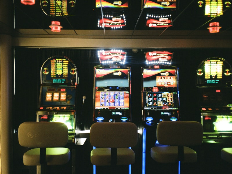 Slot Machine Strategies: Tricks To Win At Slot Machines - 99Gamblers