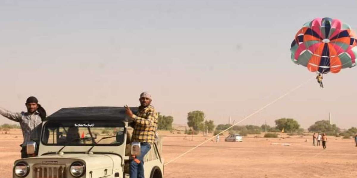 Parasailing In Jaisalmer