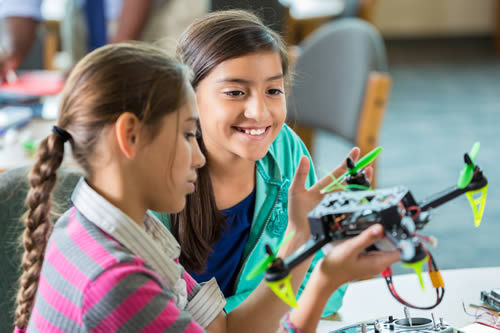 Rocketdrones on Tumblr: Elevating STEM Education: Incorporating Drone Technology into the Curriculum