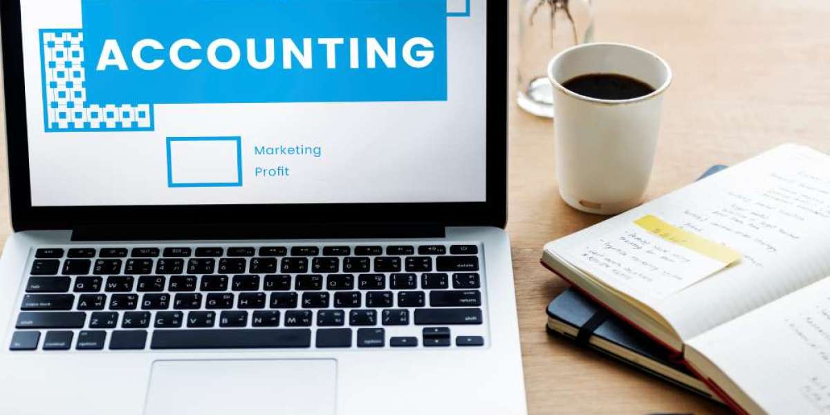 What are the key qualities of the best accounting firms for startups?
