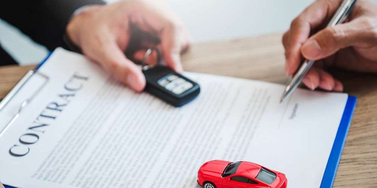 Exploring Car Rental Services in Dubai: Convenience, Options, and Tips