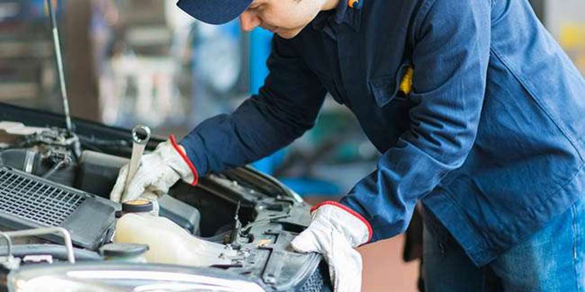 Becoming a Mechanic: Skills, Qualifications, and Career Pathways