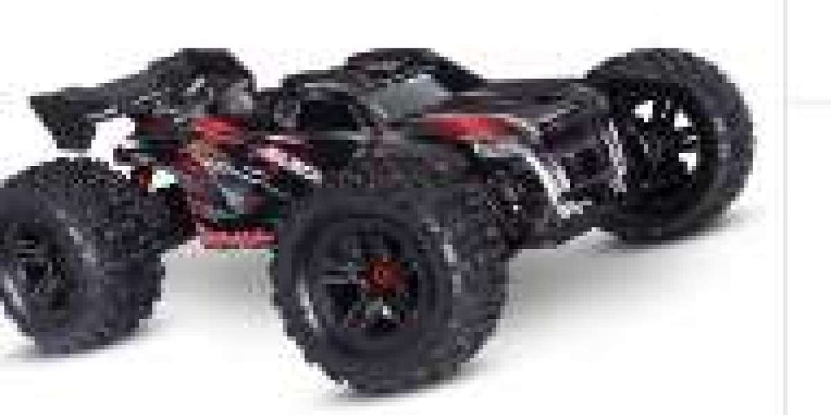 RC Crawlers vs. RC Cars: Which is Right for You?