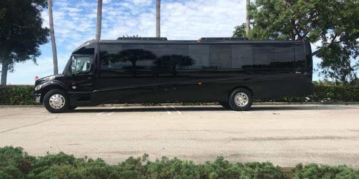 Experience the Best in Luxury Transportation with Miami Limo Rentals