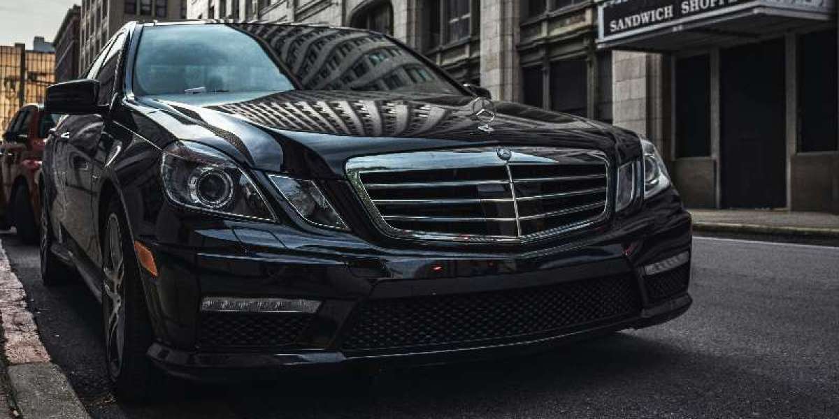 Top 20 Luxury Car Hire Chauffeur Services in Dubai