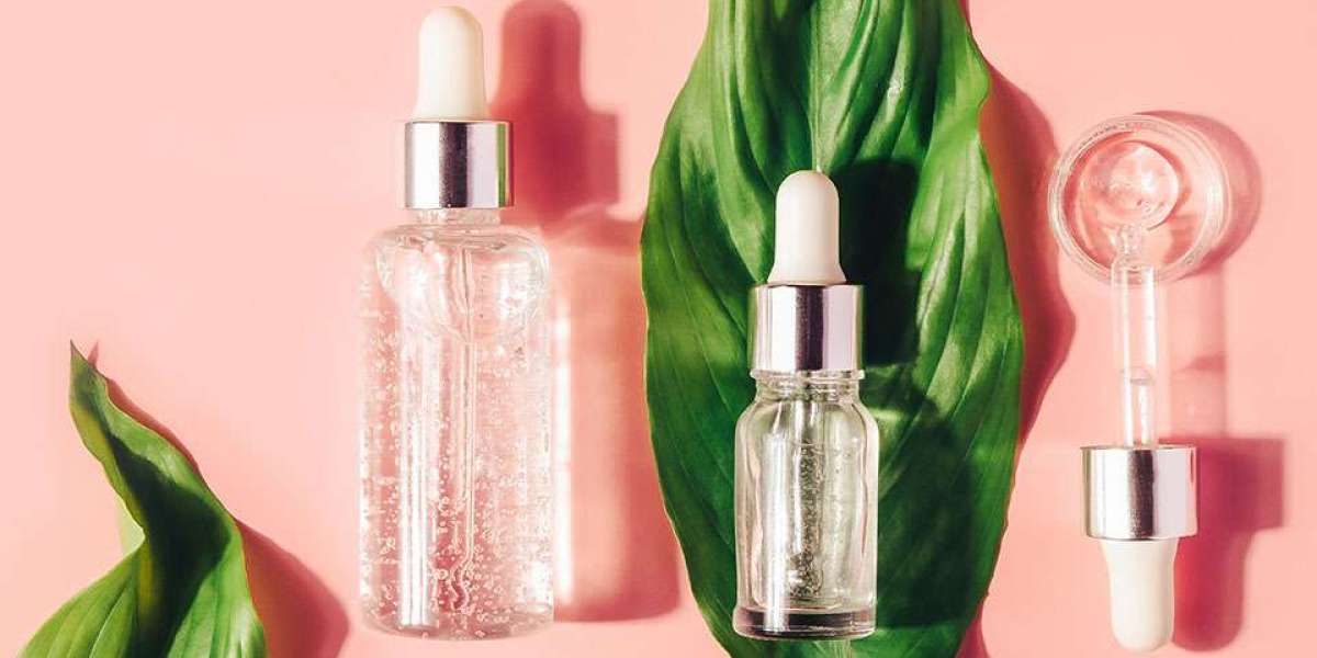 Top Medicated Retinol Serums in Pakistan: An In-Depth Guide