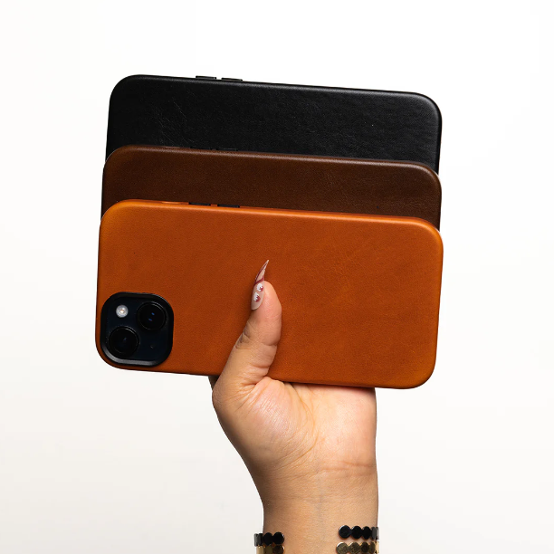 Innovative Designs in iPhone 12 Leather Cases: What’s...