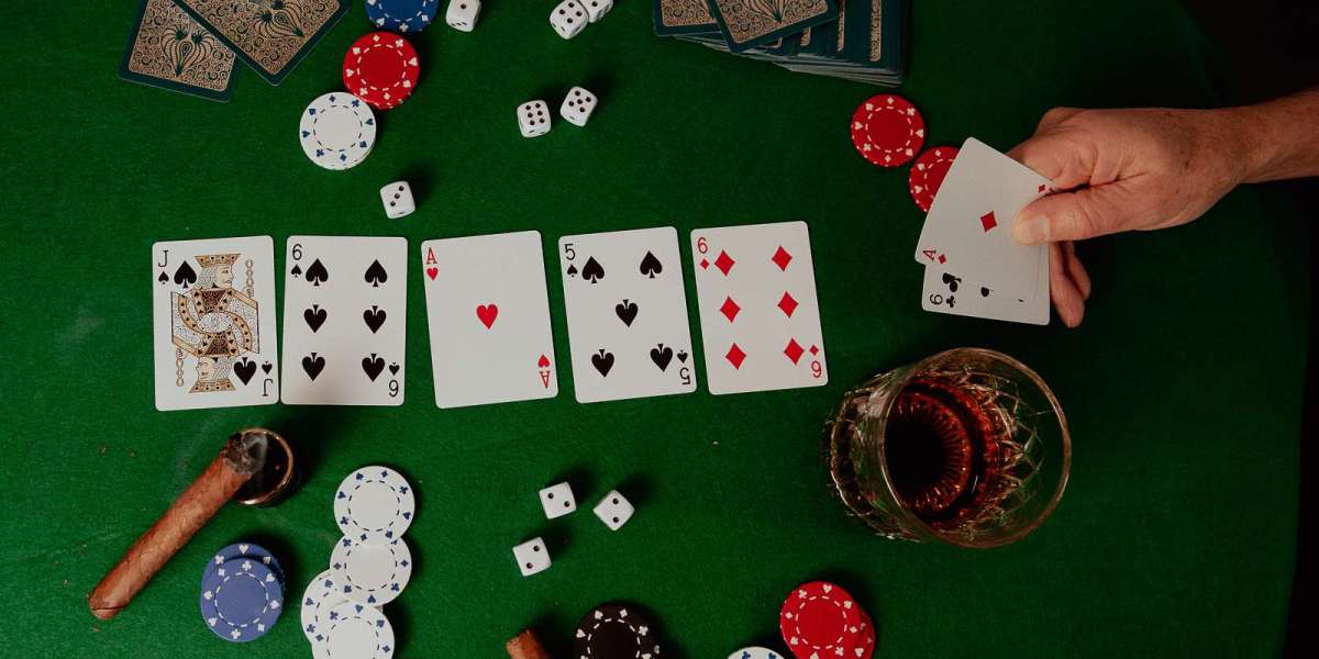 Gambling Connected: Understanding How the World of Gambling Is Linked to Entertainment, Strategy, and Success