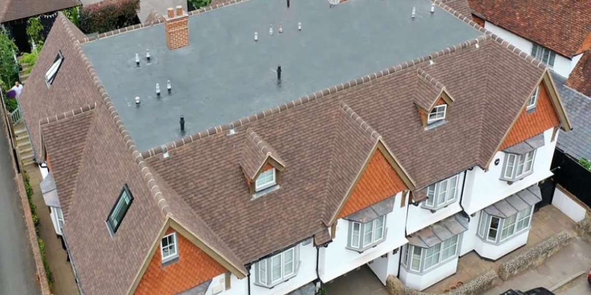 Why Roof Repair is Crucial for Leaks and Damage: Expert Tips from Surrey Professionals