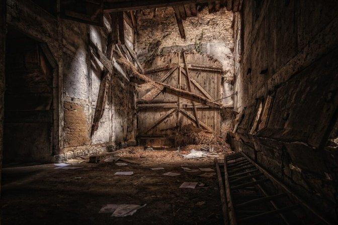 Scary Fun for Everyone: Finding the Perfect Haunted House for Your Style | Articles | amazingescape | Gan Jing World - Technology for Humanity | Video & Movie Streaming