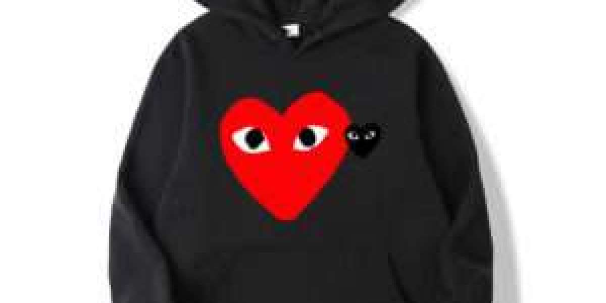 Comme Des Garçons Hoodie: A Perfect Blend of Luxury and Streetwear