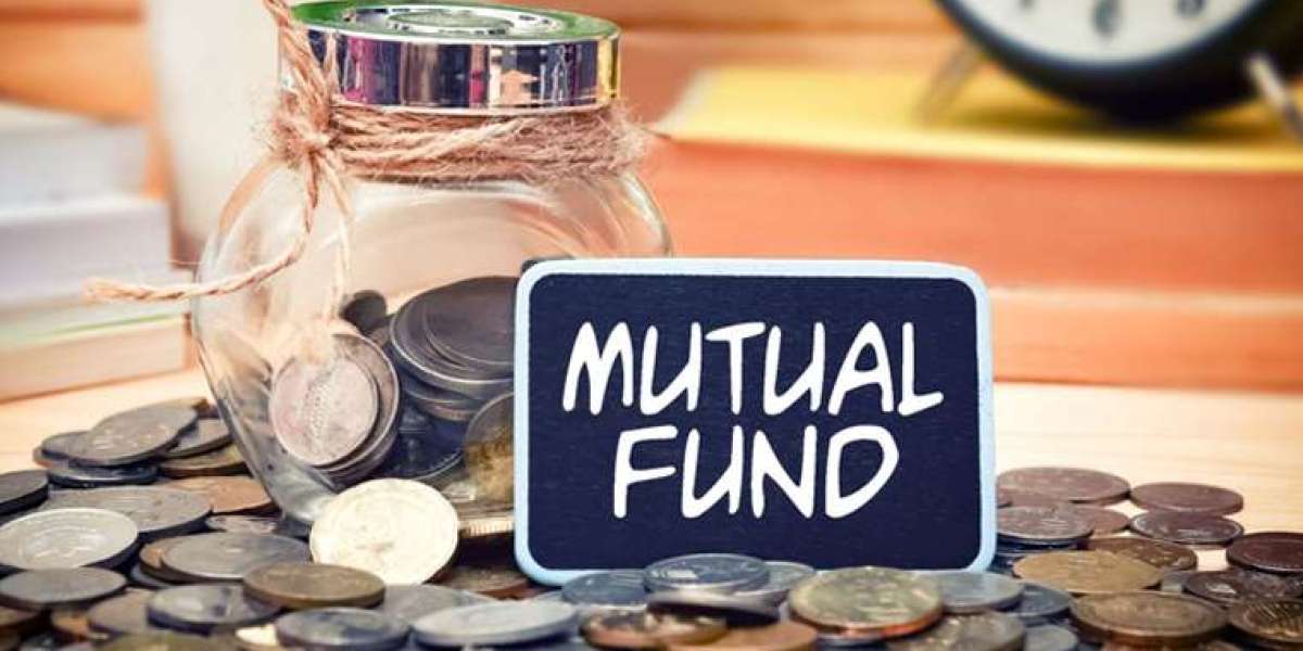 How can the best mutual fund for SIP India in Delhi help me build a retirement corpus?