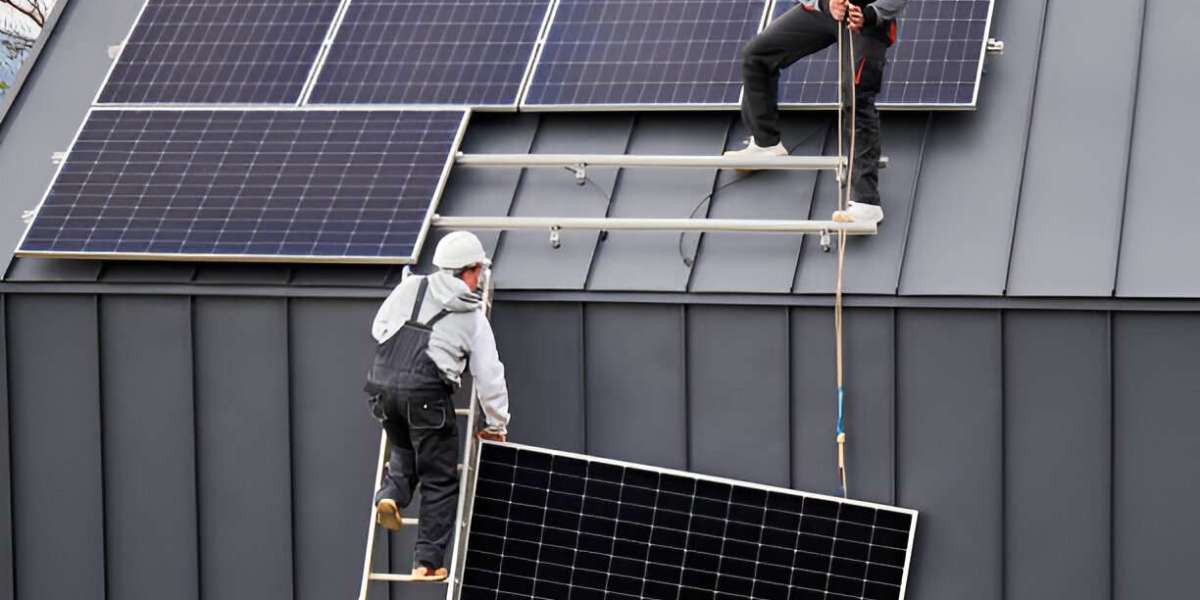 How Do Solar Installers Ensure Safety During Installation?