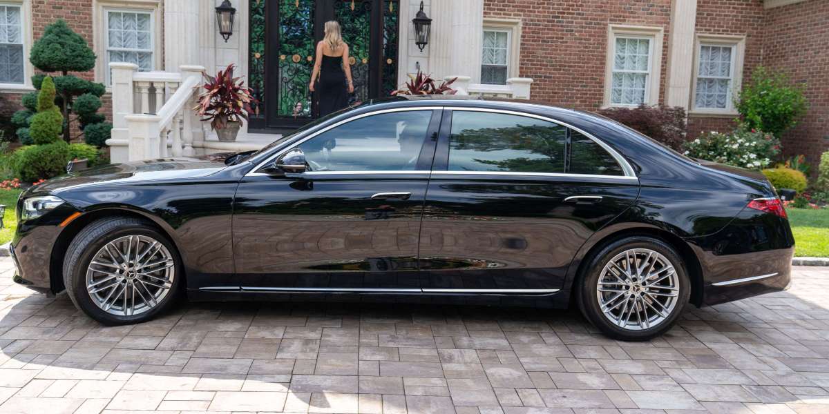 Experience Unmatched Luxury with the Best Chauffeur Service in New York