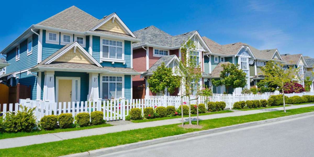 Canada Real Estate Market Size, Share, Growth and Forecast 2025-2033