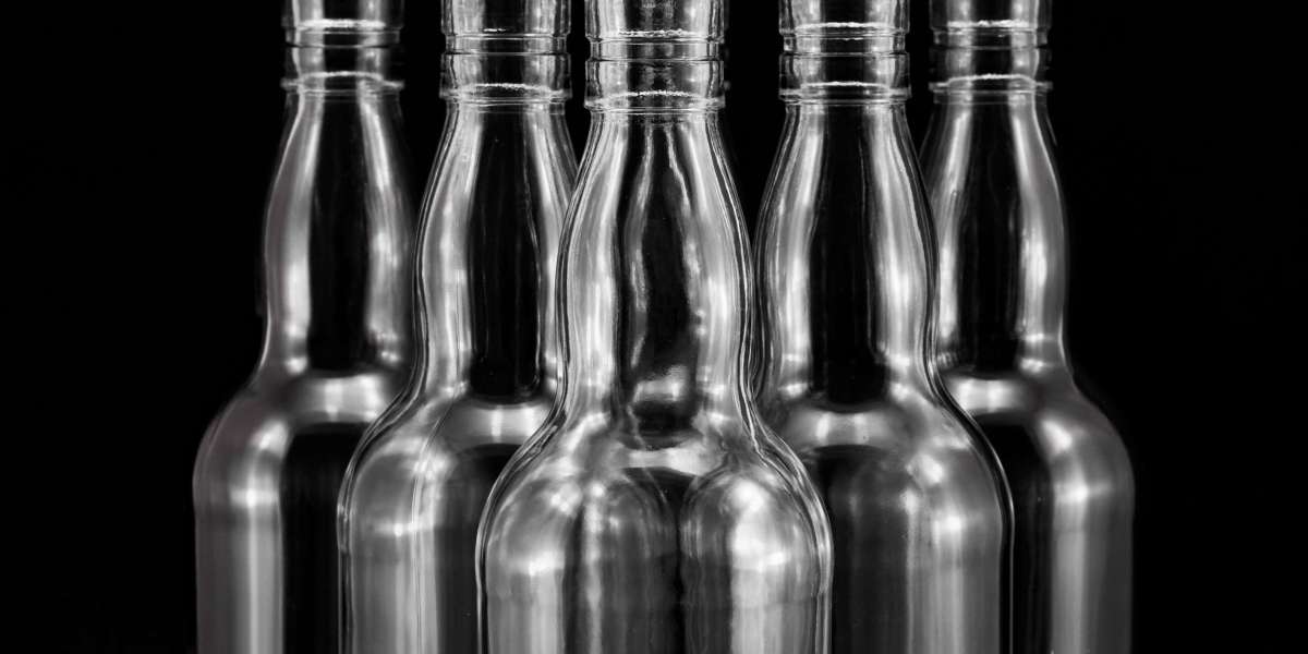 Why NZ Businesses Are Switching to Glass Bottles for Premium Packaging
