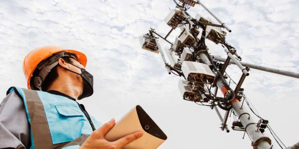 Expert Aerial Installation Surrey: Get Crystal Clear Reception with Wear Communications